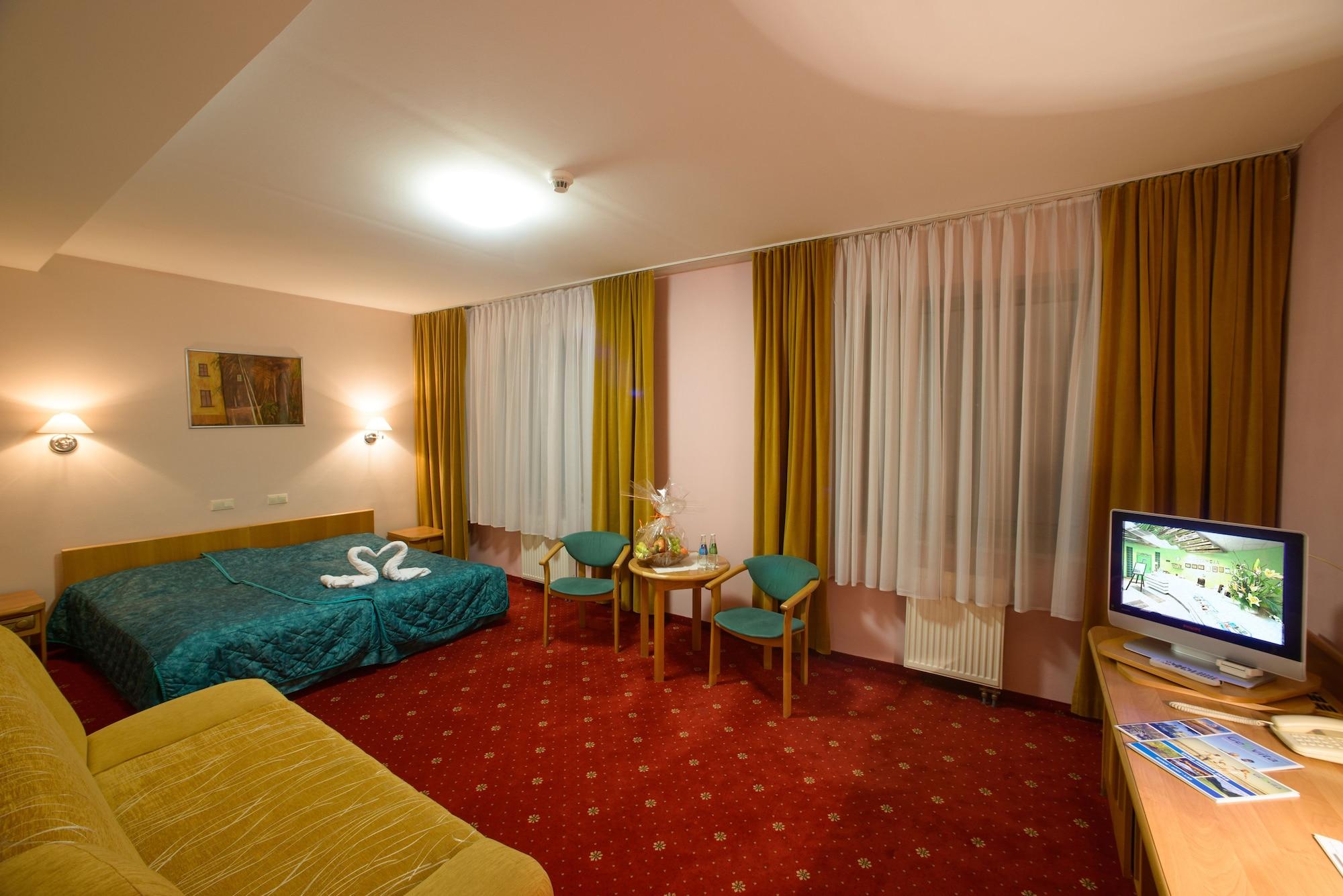 Hotel Orient Krakow Ngoại thất bức ảnh
