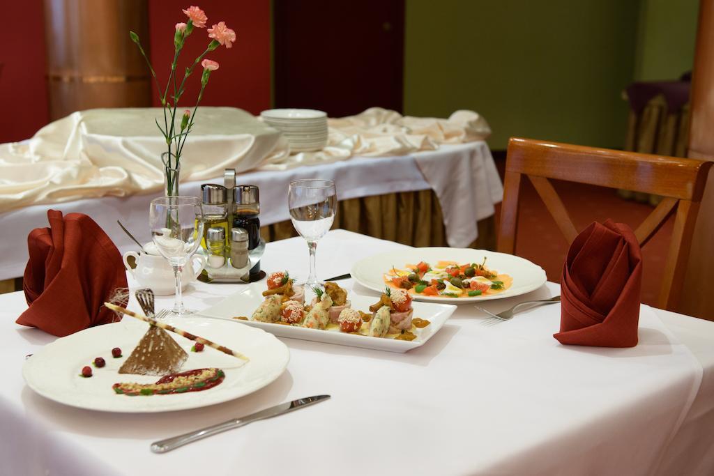 Hotel Orient Krakow Ngoại thất bức ảnh