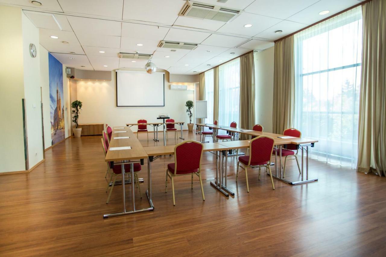 Hotel Orient Krakow Ngoại thất bức ảnh